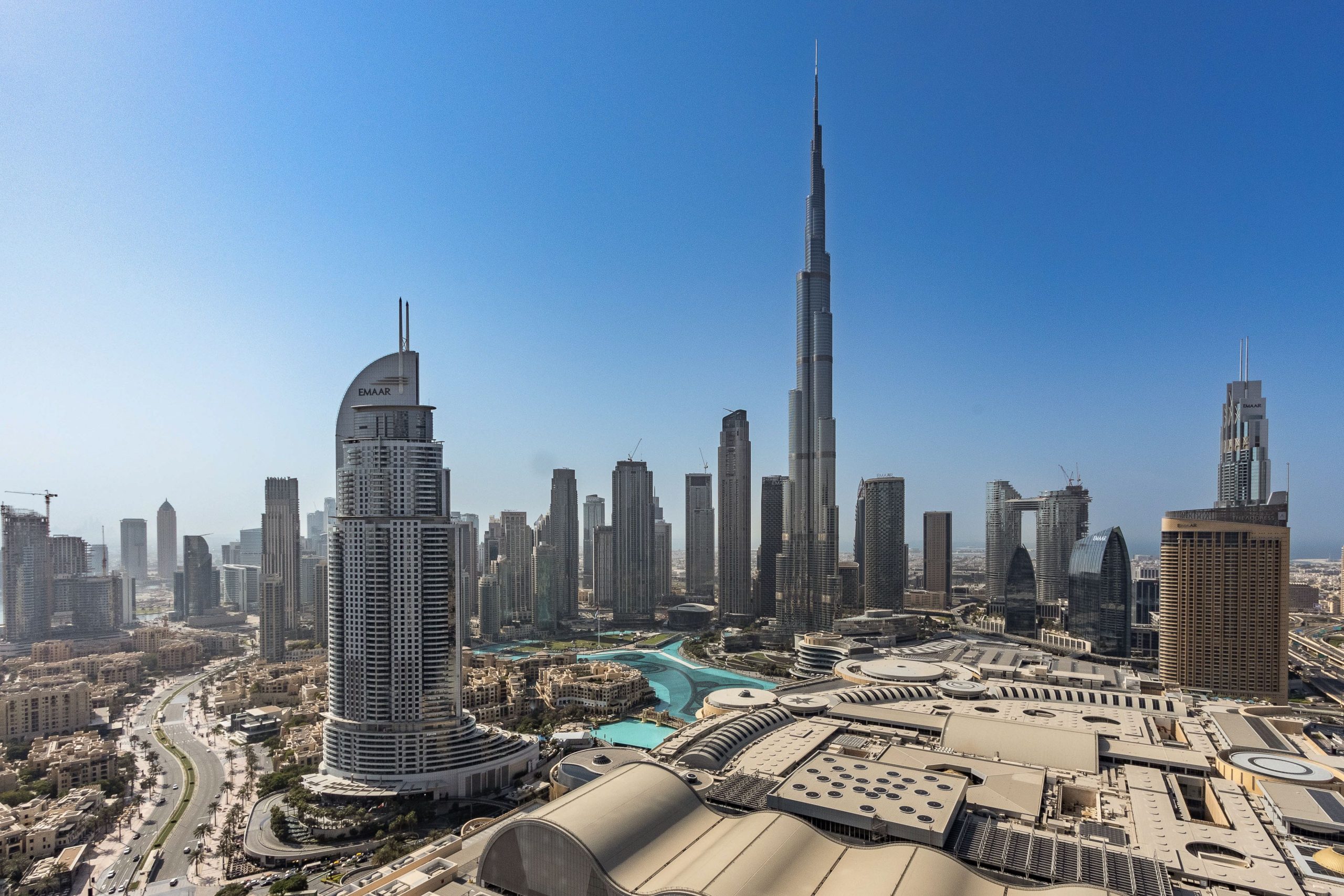 Skyline de Dubái con el Burj Khalifa